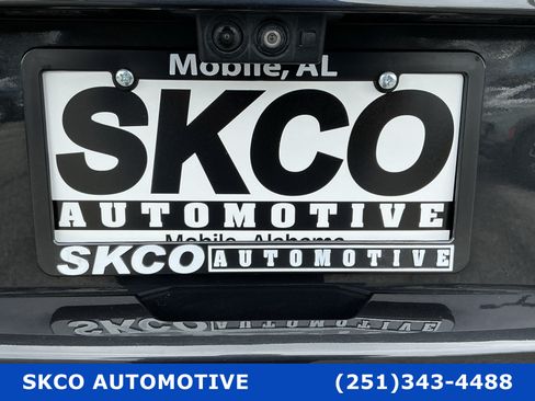 Used 2019 Cadillac Escalade Premium Luxury RWD image 29