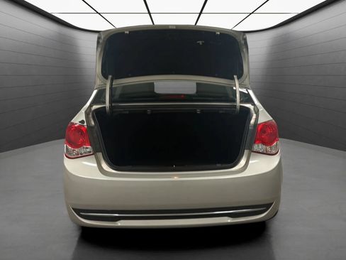 Used 2013 Chevrolet Cruze LT w/ All-Star Edition FWD image 19