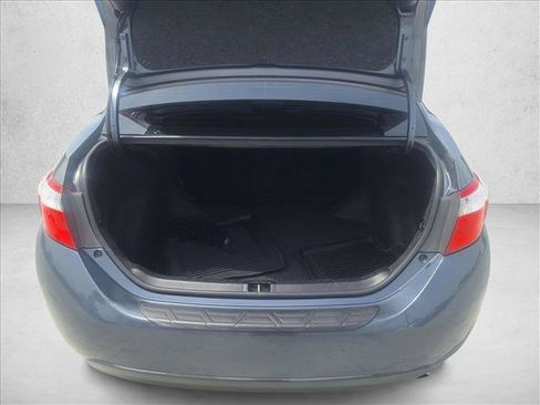 Used 2016 Toyota Corolla LE w/ Protection Package image 17