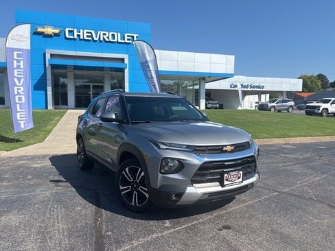 Used 2023 Chevrolet TrailBlazer LT image 4