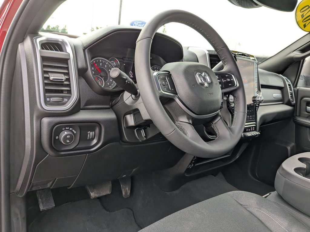 Used 2026 RAM 2500 Big Horn AWD/4WD image 2