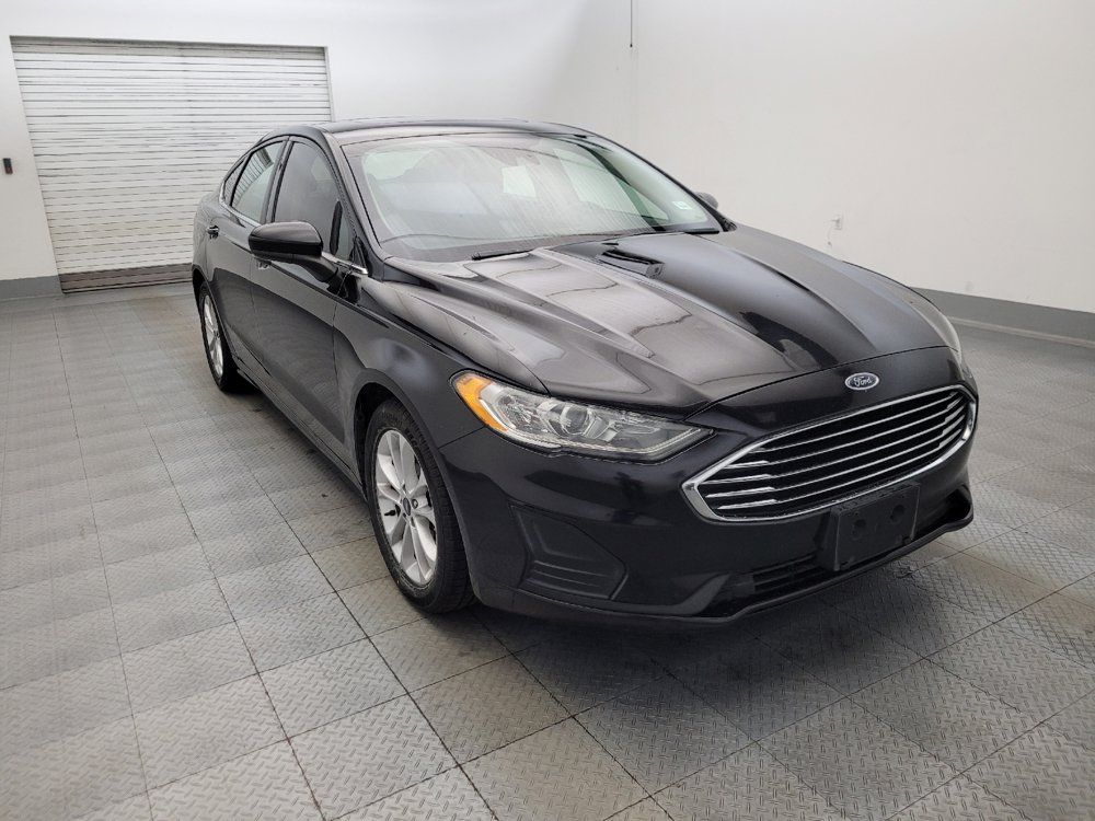 Used 2020 Ford Fusion SE FWD image 13