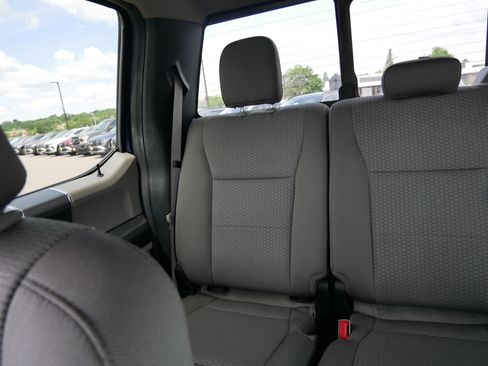 Used 2020 Ford F150 XLT w/ Equipment Group 302A Luxury AWD/4WD image 12