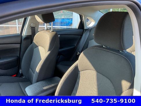 Used 2023 Kia Forte LXS w/ LXS Technology Package FWD image 27