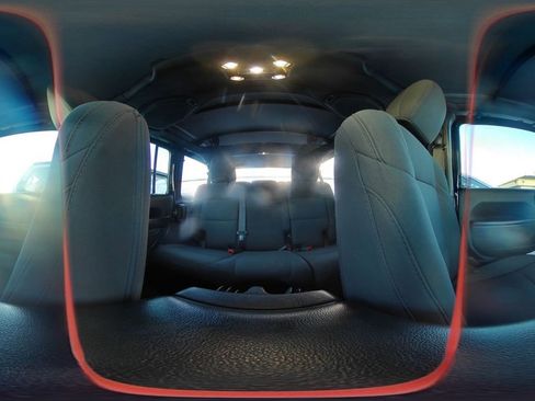 Used 2023 Jeep Wrangler Sport image 41