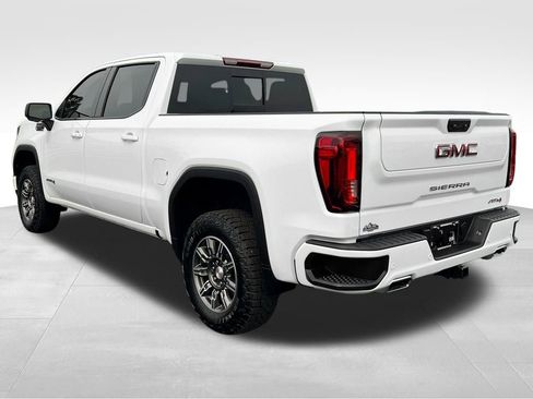 Used 2024 GMC Sierra 1500 AT4 w/ AT4 Preferred Package image 11