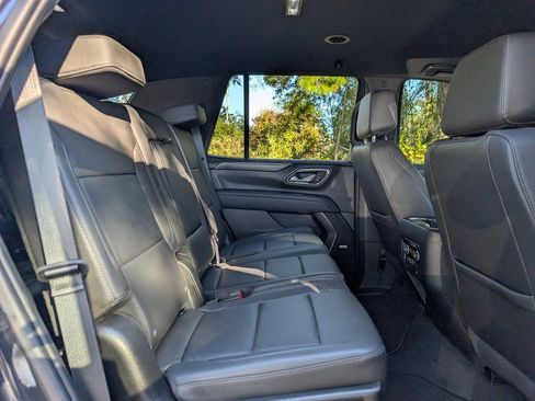 Used 2024 Chevrolet Tahoe Z71 w/ Luxury Package image 22