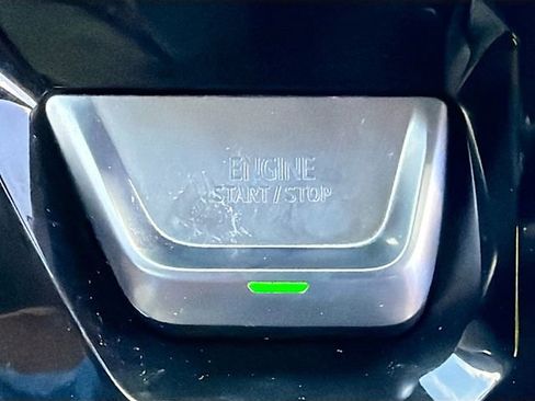 Used 2023 GMC Sierra 1500 Denali Ultimate image 34