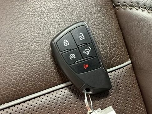 Used 2023 GMC Sierra 1500 Denali AWD/4WD image 46