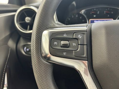 Used 2025 Chevrolet Blazer LT FWD image 10