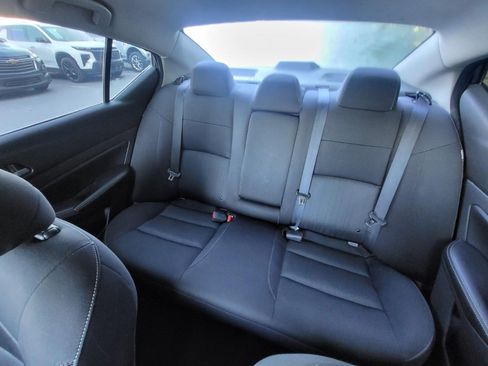 Used 2022 Nissan Altima 2.5 SV FWD image 12