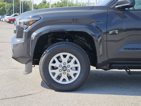 New 2025 Toyota Tacoma SR5 image 6