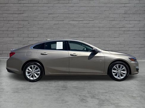 Used 2024 Chevrolet Malibu LT FWD image 7