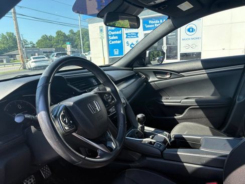 Used 2021 Honda Civic Sport image 7