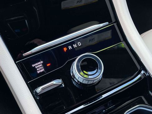 Used 2023 Jeep Grand Cherokee Limited w/ MOPAR Finishing Package AWD/4WD image 10
