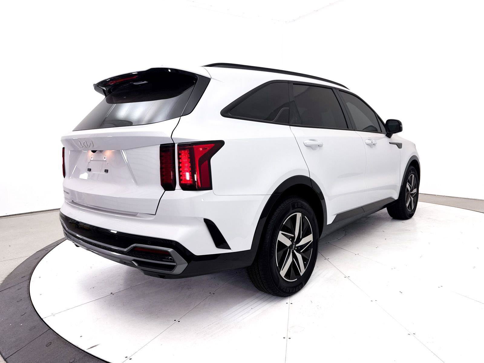 Used 2023 Kia Sorento S w/ Panoramic Sunroof Package FWD image 20