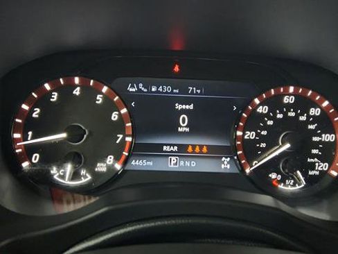 Certified 2025 Nissan Frontier PRO-4X image 19