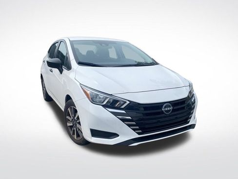 Used 2024 Nissan Versa S w/ S Plus Package FWD image 6