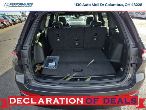 New 2026 Jeep Grand Cherokee Limited w/ Limited Altitude Package image 11