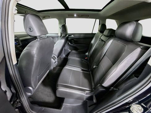 Used 2019 Volkswagen Tiguan SEL AWD/4WD image 25