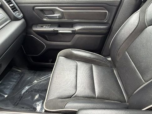 Used 2025 RAM 1500 Laramie AWD/4WD image 12