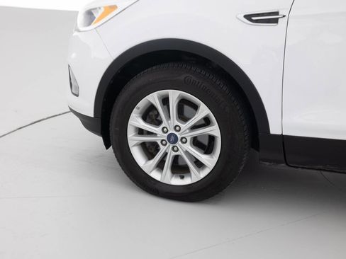 Used 2017 Ford Escape SE AWD/4WD image 18