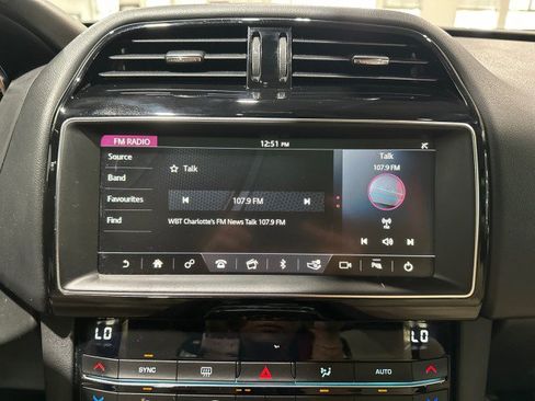 Used 2020 Jaguar F-PACE Premium AWD/4WD image 62