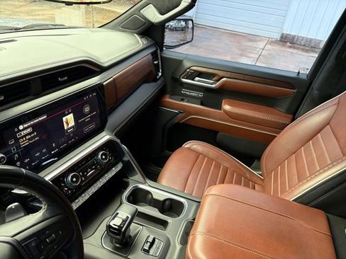 Certified 2023 GMC Sierra 1500 Denali Ultimate image 11