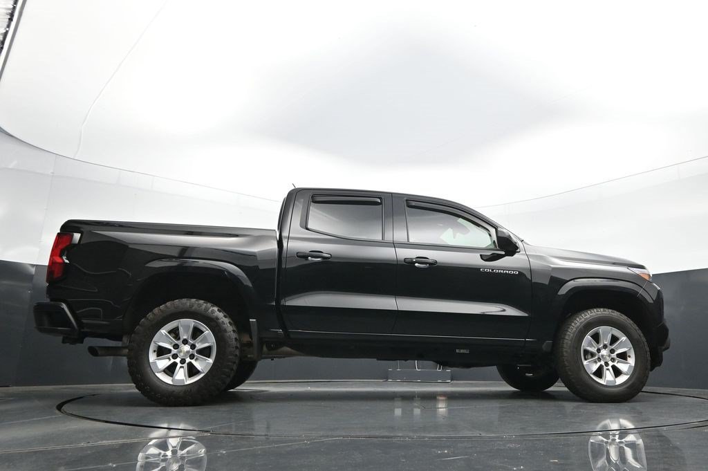 Used 2024 Chevrolet Colorado LT w/ LT Convenience Package RWD image 23