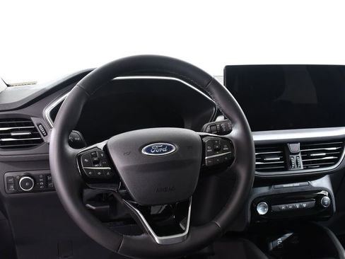 New 2025 Ford Escape SE w/ PHEV Premium Package FWD image 12