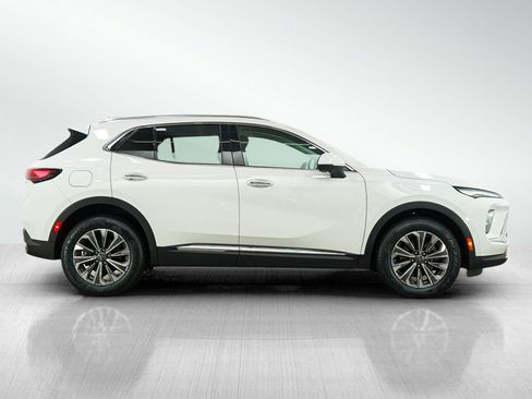Used 2024 Buick Envision Preferred AWD/4WD image 6