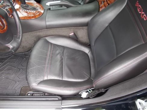 Used 2007 Pontiac Solstice GXP w/ Premium Package RWD image 27