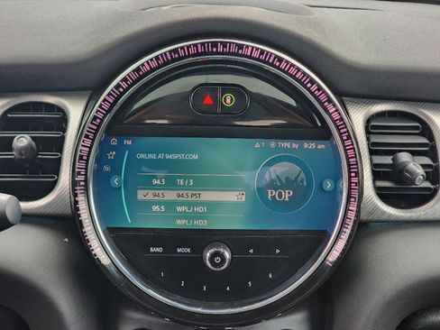 Used 2022 MINI Cooper S w/ Premium Package image 10