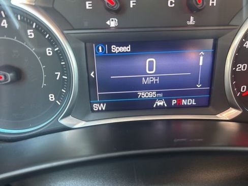 Used 2020 Chevrolet Equinox LT image 15