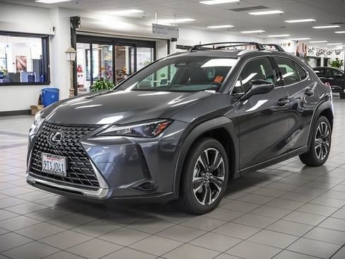 Certified 2025 Lexus UX 300h FWD w/ Accessory Package (Z2) image 4