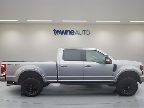 Used 2022 Ford F350 Lariat w/ Tremor Off-Road Package image 6