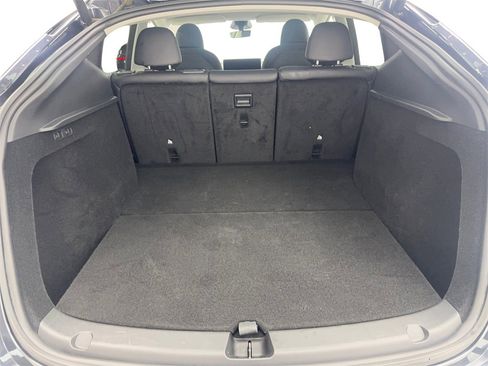 Used 2024 Tesla Model Y Long Range image 73