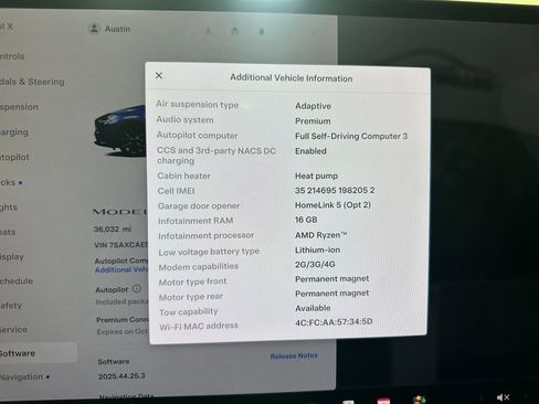 Used 2022 Tesla Model X Base image 2