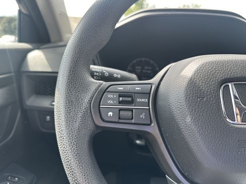 Used 2024 Honda CR-V EX image 20