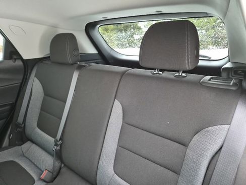 Used 2023 Chevrolet TrailBlazer LT image 29