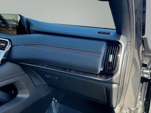 New 2026 Nissan Armada Platinum AWD/4WD image 33