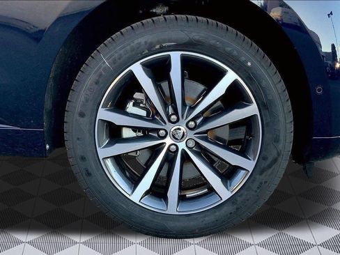 New 2025 Jaguar F-PACE R-Dynamic S AWD/4WD image 6