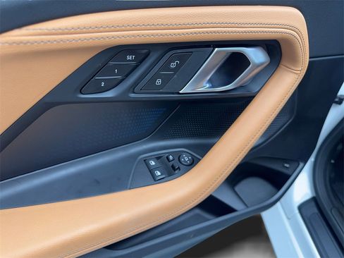 Used 2025 BMW 230i Coupe w/ M Sport Package image 32