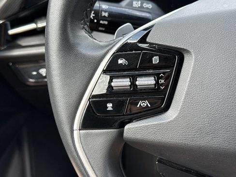 Used 2023 Kia Niro EX FWD image 24