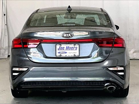 Used 2021 Kia Forte LXS FWD image 1