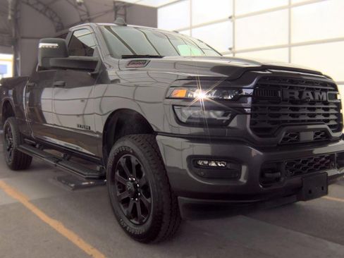 Used 2025 RAM 2500 Big Horn AWD/4WD image 2