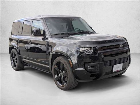 Certified 2025 Land Rover Defender 110 V8 AWD/4WD image 3