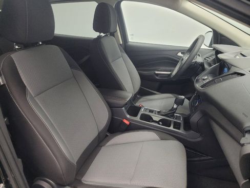 Used 2017 Ford Escape SE w/ Equipment Group 201A AWD/4WD image 21