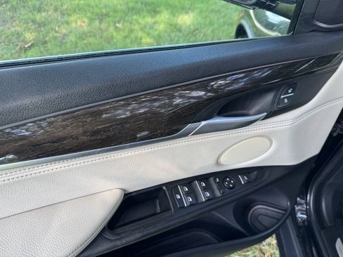 Used 2018 BMW X5 sDrive35i RWD image 17