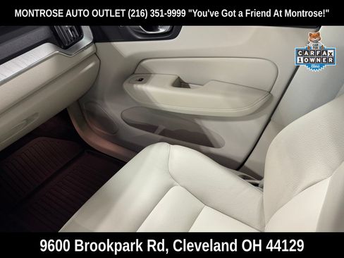 Used 2024 Volvo XC60 B5 Plus w/ Protection Package Premier AWD/4WD image 39
